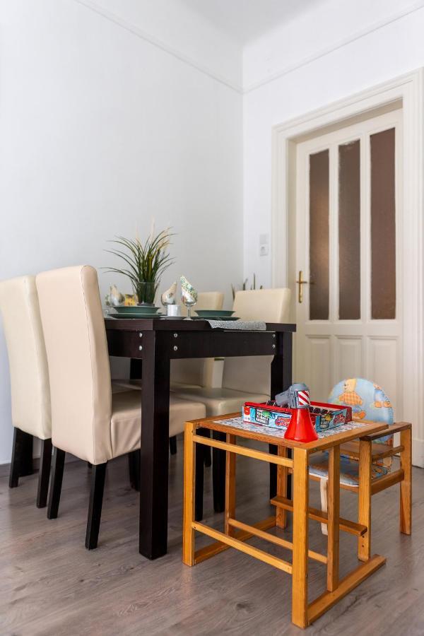 Appartement Wanderer 3 à Debrecen Extérieur photo